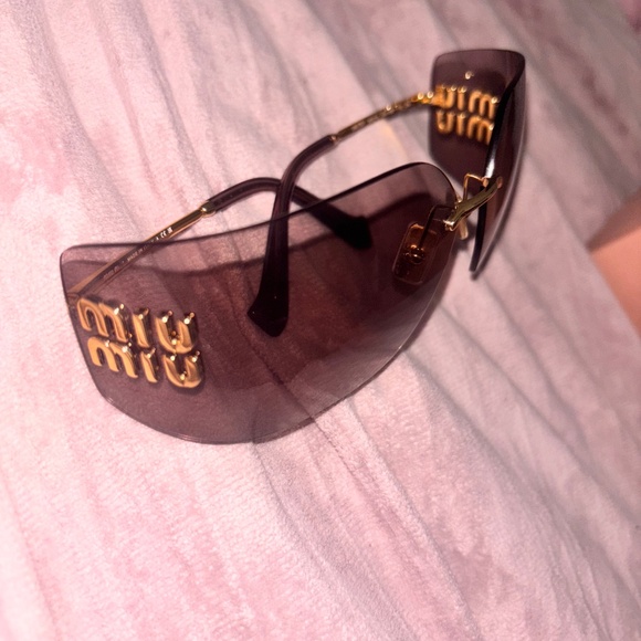 Miu Miu Violet 54YS Sunglasses main image 4